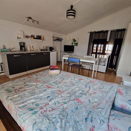 Studio, chambres, appartement, gite Vendegies-sur-Ecaillon Exterior foto