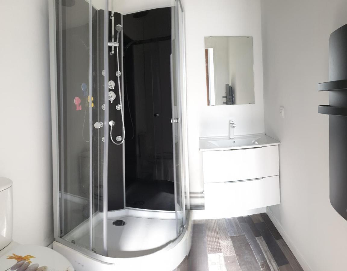 Studio, chambres, appartement, gite Vendegies-sur-Ecaillon Exterior foto