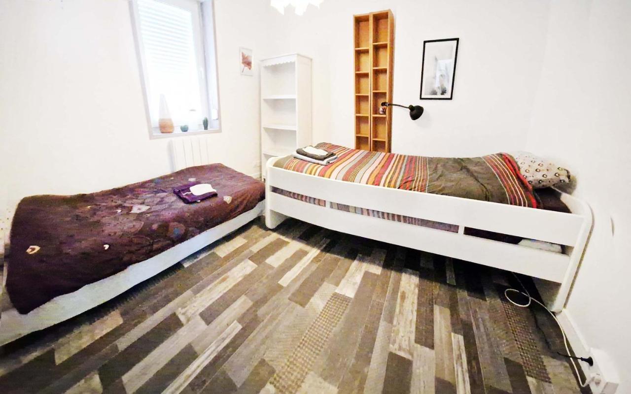 Studio, chambres, appartement, gite Vendegies-sur-Ecaillon Exterior foto