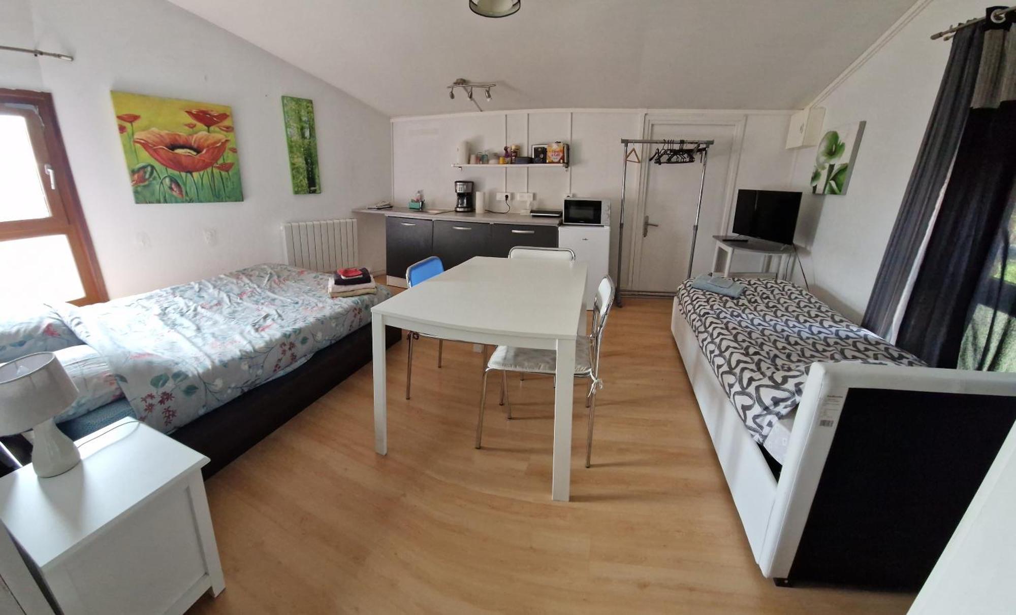 Studio, chambres, appartement, gite Vendegies-sur-Ecaillon Exterior foto