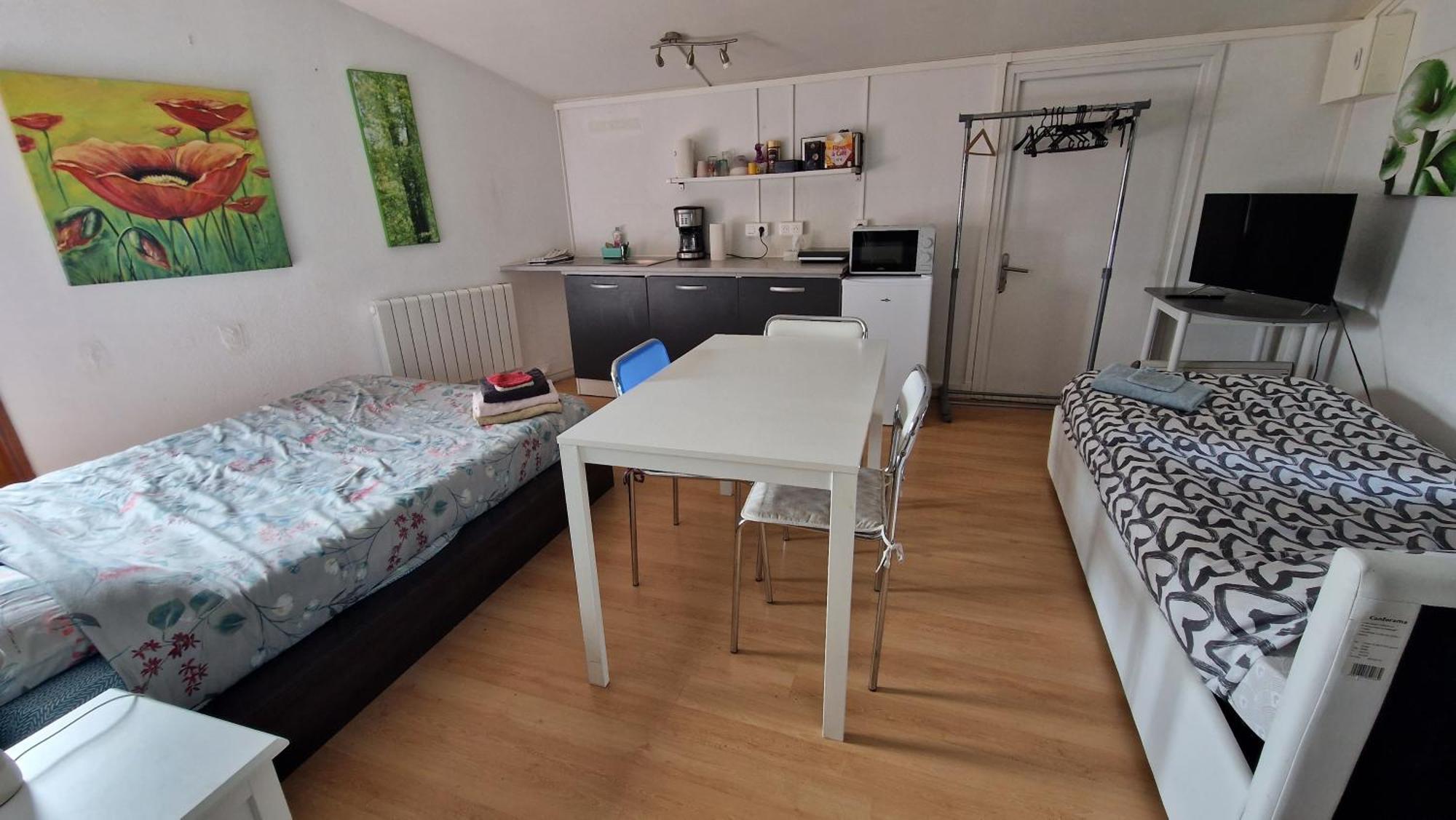 Studio, chambres, appartement, gite Vendegies-sur-Ecaillon Exterior foto